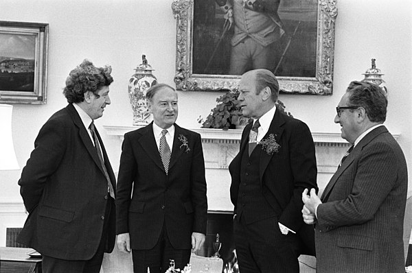 FitzGerald (l–r) with Taoiseach Liam Cosgrave, US president Gerald Ford and US secretary of state Henry Kissinger in the Oval Office on St Patrick's D