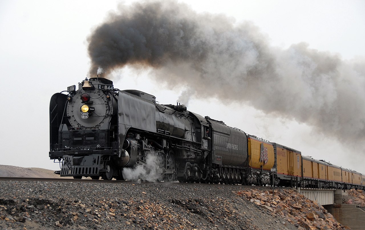 Union Pacific 844, Painted Rocks, NV, 2009 (crop).jpg