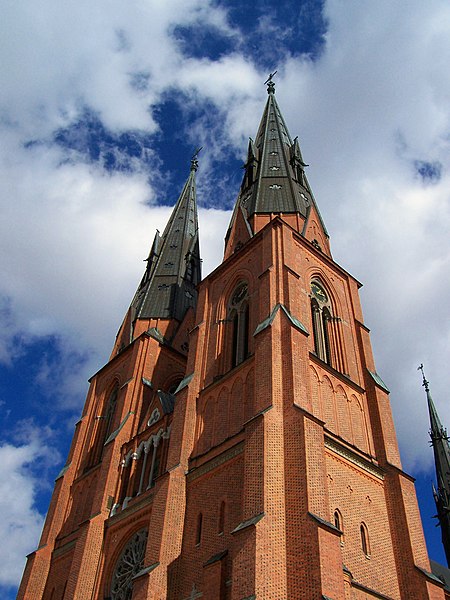 File:Uppsala Cathedral two towers.jpg