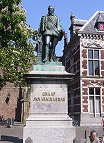 Utrecht Jan van Nassau op Domplein.JPG