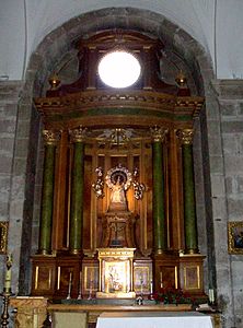 Capilla de Nuestra Señora del Sagrario; retablo neoclásico de 1788.