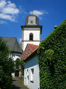 Verl - St. Anna Kirche - Blick auf den Turm.jpg