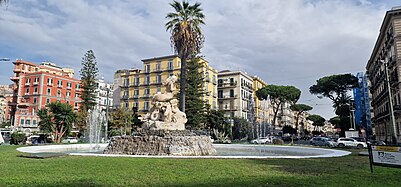 Vue de la piazza Sannazaro