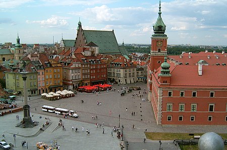 ไฟล์:Warsaw_-_Royal_Castle_Square.jpg