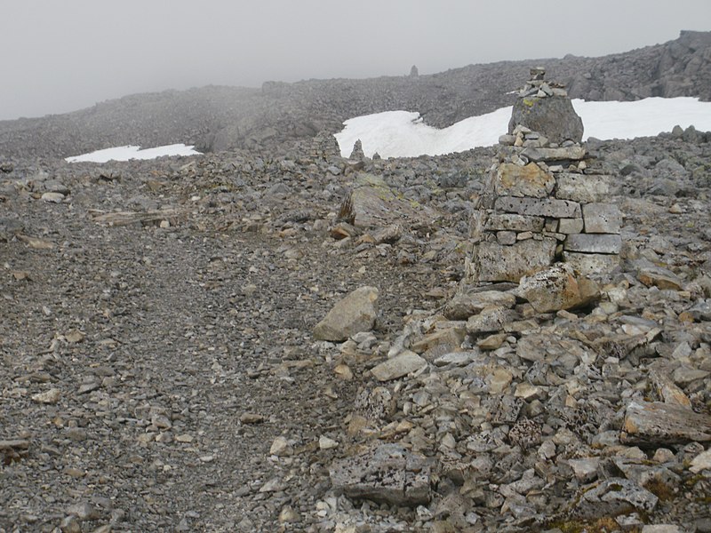 File:Waymarked path heading into the mist on Ben Nevis - geograph.org.uk - 3097618.jpg