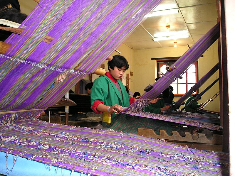 File:Weaving-Bhutan-01.JPG