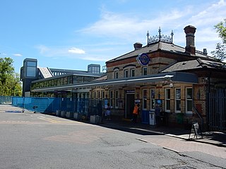 <span class="mw-page-title-main">West Drayton railway station</span> Railway station in the United Kingdom serving Yiewsley and West Drayton