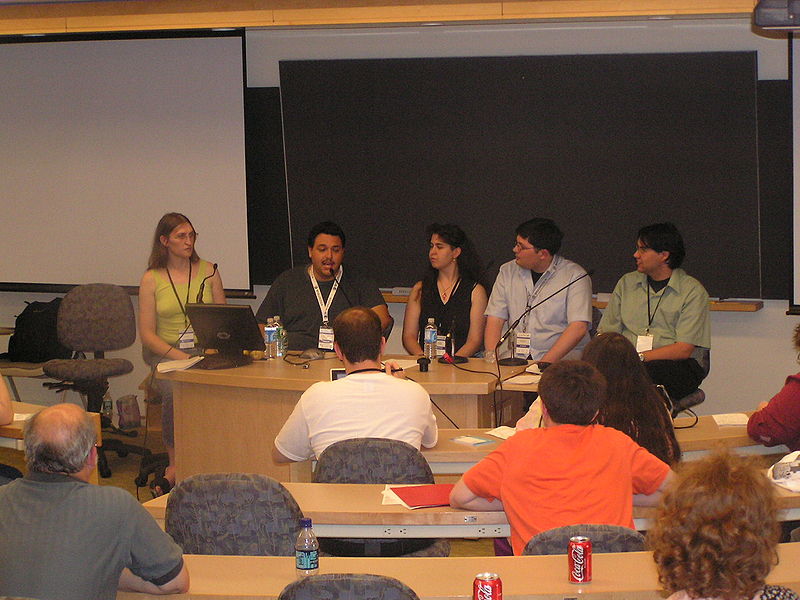 File:Wikimania 2006 dungodung 39.jpg