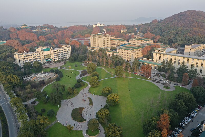 File:Wuhan University main quad 2.jpg