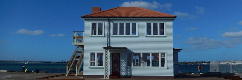 File:Your House banner The Lighthouse on Queens Wharf Auckland.JPG