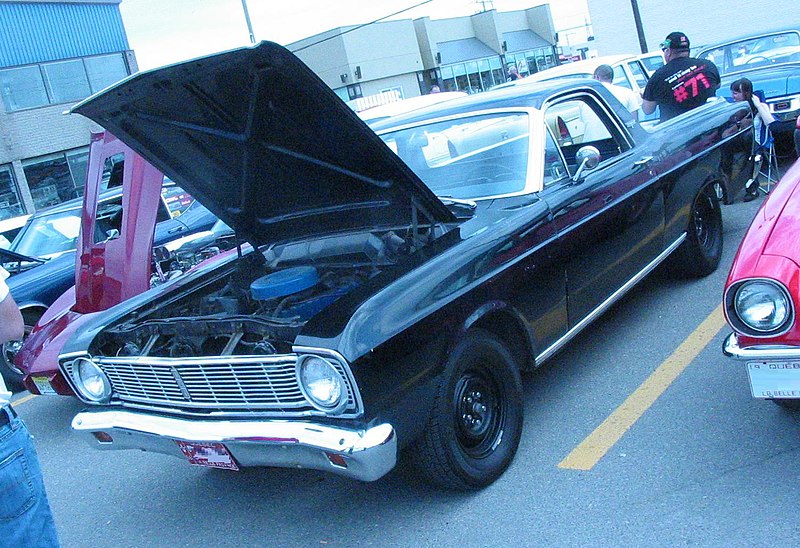 File:'66 Ford Ranchero (Auto classique Pièces auto Jarry Laval '12).jpg