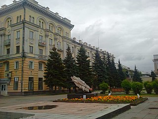 Ленинск-Кузнецкий - город в Ленинск-Кузнецком городском округе Кемеровской области России