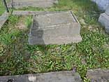 172. Probluz – Mramorová záklopní deska na hrobě pruského vojína Johanna Petera Greefa od hohenzollernského střeleckého pluku č. 40.jpg
