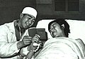 1968-08 1968年 張秋菊手術後與衛生員李維超