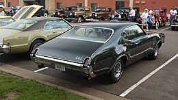 1969 Oldsmobile 442; Shoreview, Minnesota (42224302155) .jpg