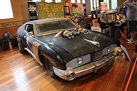 1974 Mad Max Ford Landau (14488391006) .jpg