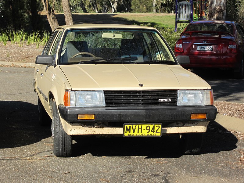 File:1984 Toyota Corona (ST141) CS sedan 01.jpg