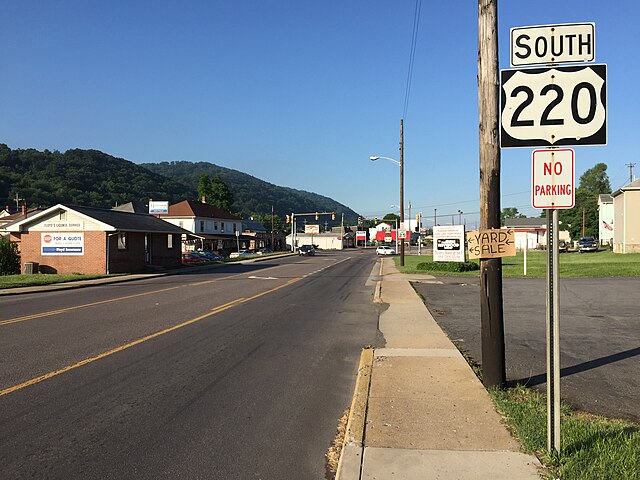 US 220 southbound in Keyser