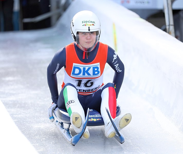 File:2018-02-02 Junior World Championships Luge Altenberg 2018 – Female by Sandro Halank–144.jpg