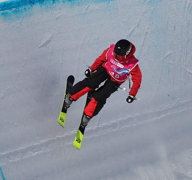 File:2020-01-20 Freestyle skiing at the 2020 Winter Youth Olympics – Women's Halfpipe – Warm-up (Martin Rulsch) 15.jpg