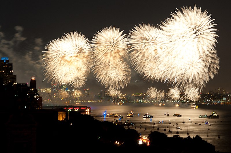 File:370 rsd fireworks white.jpg