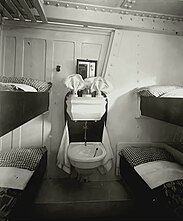 Third Class cabin aboard the RMS Olympic, Titanic's sister ship 3rd Class Cabin.jpg