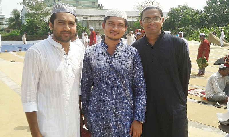 File:After Eid ul-fitr prayer.jpg