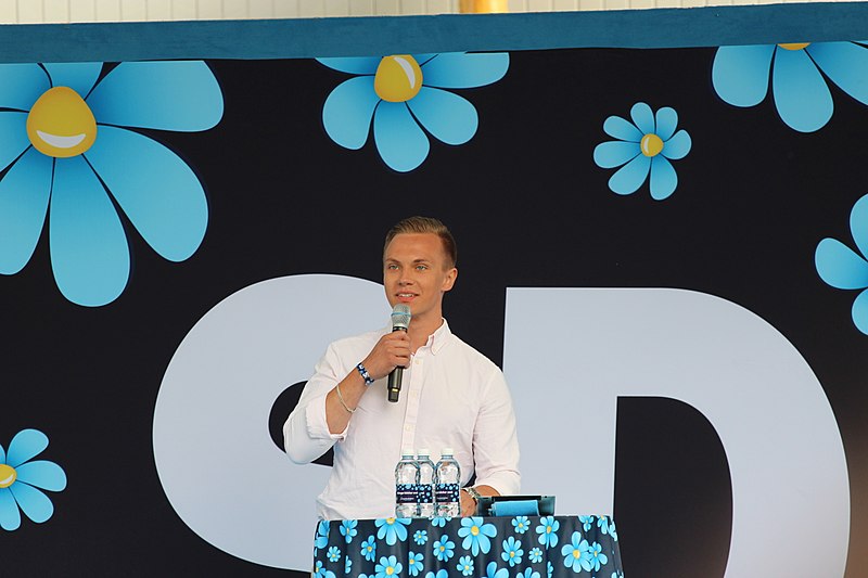 File:Almedalen 2017 (35557535003).jpg