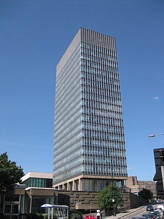 <span class="mw-page-title-main">Arts Tower</span> Building in Sheffield, England