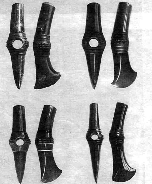 File:Axes, found in Troy II.jpg