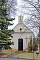 English: Chapel in the village of Babice, Prachatice District, the Czech Republic. Čeština: Kaple v obci Babice, okres Prachatice.