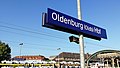 Bahnhofsschild Oldenburg (Oldb) Hbf 1807160723.jpg