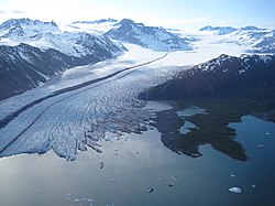 Glacier de l'ours, parc national des fjords de Kenai (6808652535) .jpg