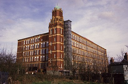 How to get to Broadstone Mill with public transport- About the place