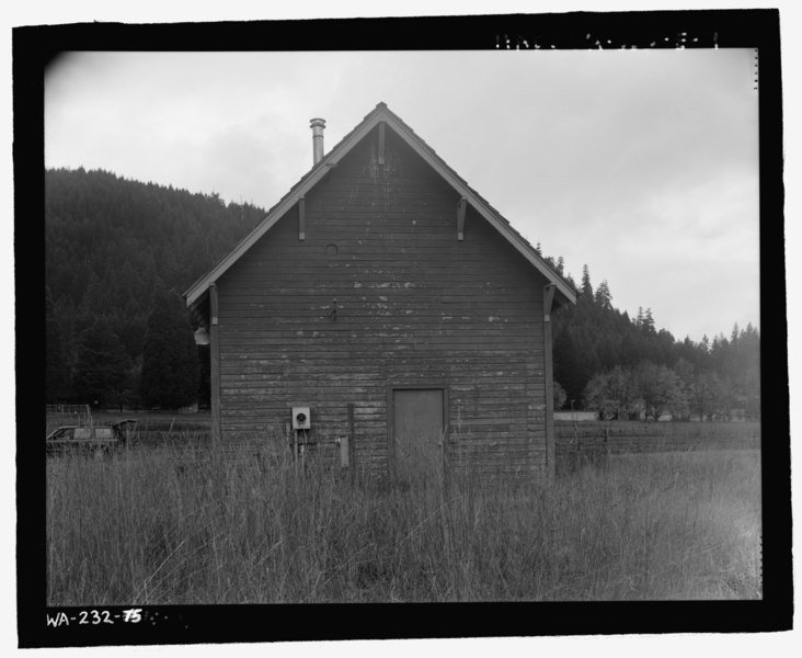 File:Building No. 2325, Machine Shed, view of east elevation - Wind River Administrative Site, Building No. 2325, Near Lookout Mountain Road, Carson, Skamania County, WA HABS WA-232-E-4.tif