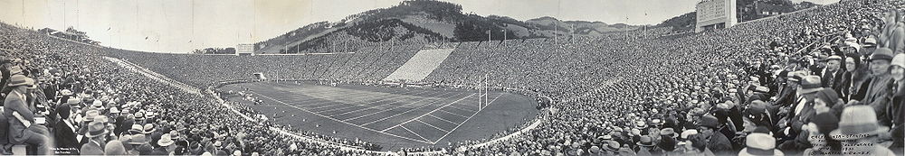 Cal, Stanford football game, Memorial Stadium, 1930.jpg
