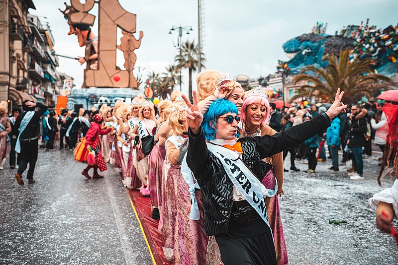 File:Carnival of Viareggio, Italy, 2019.jpg