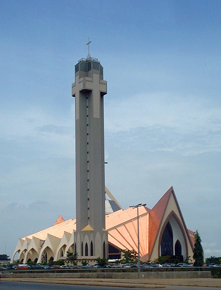 Tập tin:Catedral Nacional em Abuja, Nigéria.jpg