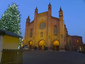 La Cattedrale di San Lorenzo.