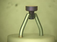 A cerium hexaboride top hat cathode. Cebixtophat.JPG