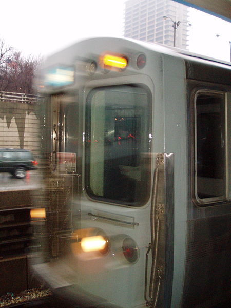 File:Chicago Blue Line train.jpg