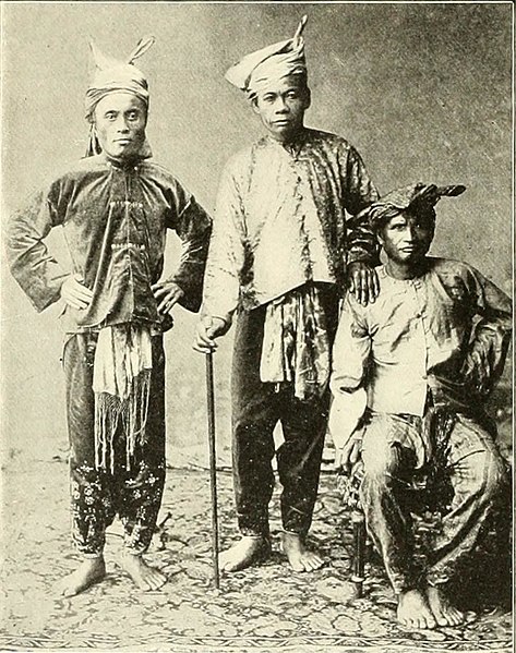 File:Chieftains of Sulu. Image from page 107 of "The Philippine Islands" (1899).jpg