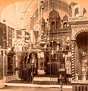 פנים הכנסייה בשנת 1900