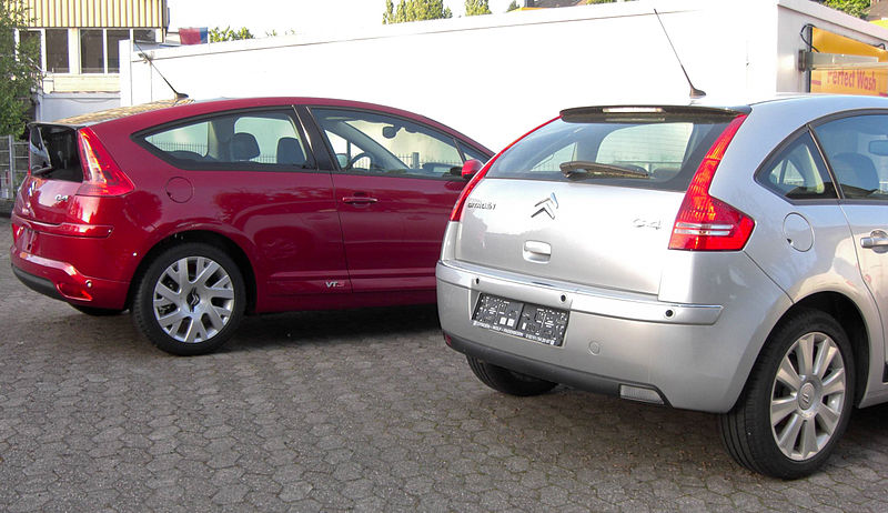 File:Citroen C4 Coupé+Limousine.jpg