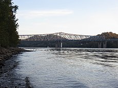 Combs–Hehl Bridge 2017.jpg
