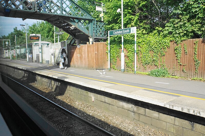 File:Coulsdon South - geograph.org.uk - 6153938.jpg