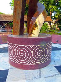 Trail of Tears Memorial Sculpture, 2014 Creek Council Tree Site, Tulsa, OK, Monument Close-Up 01.JPG