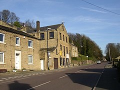 Negozio di biciclette, North Road, Highburton, cittadina di Kirkburton - geograph.org.uk - 393945.jpg