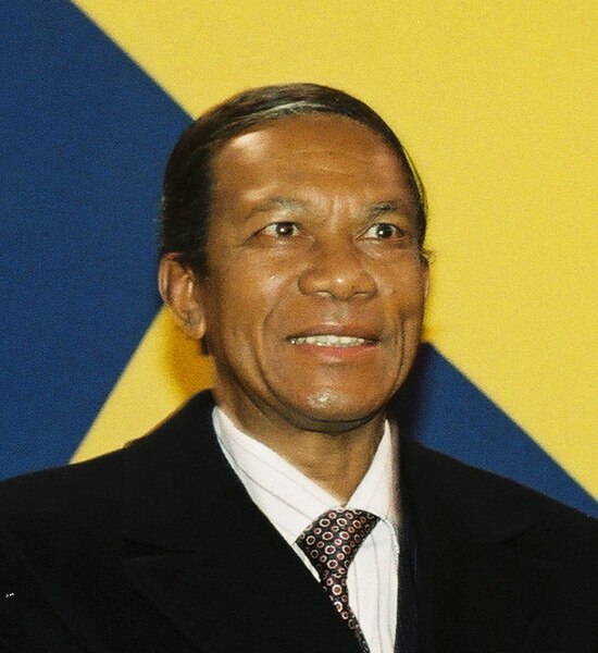 File:Didier Ratsiraka 1997 (cropped).jpg