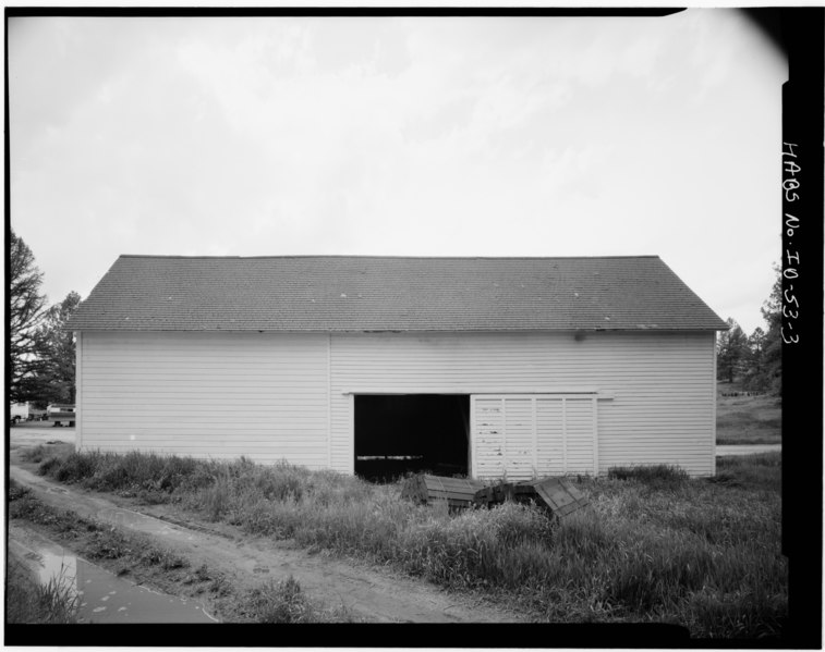 File:EAST BACK - Crawford Guard Station, Barn, Cascade, Valley County, ID HABS ID,43-CASC.V,2A-3.tif